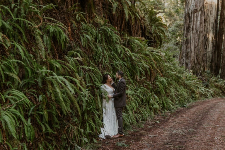 The Ultimate Pacific Northwest Elopement Guide for 2022